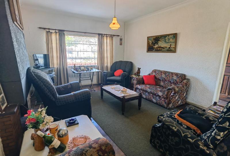 5 Bedroom Property for Sale in Goodwood Estate Western Cape